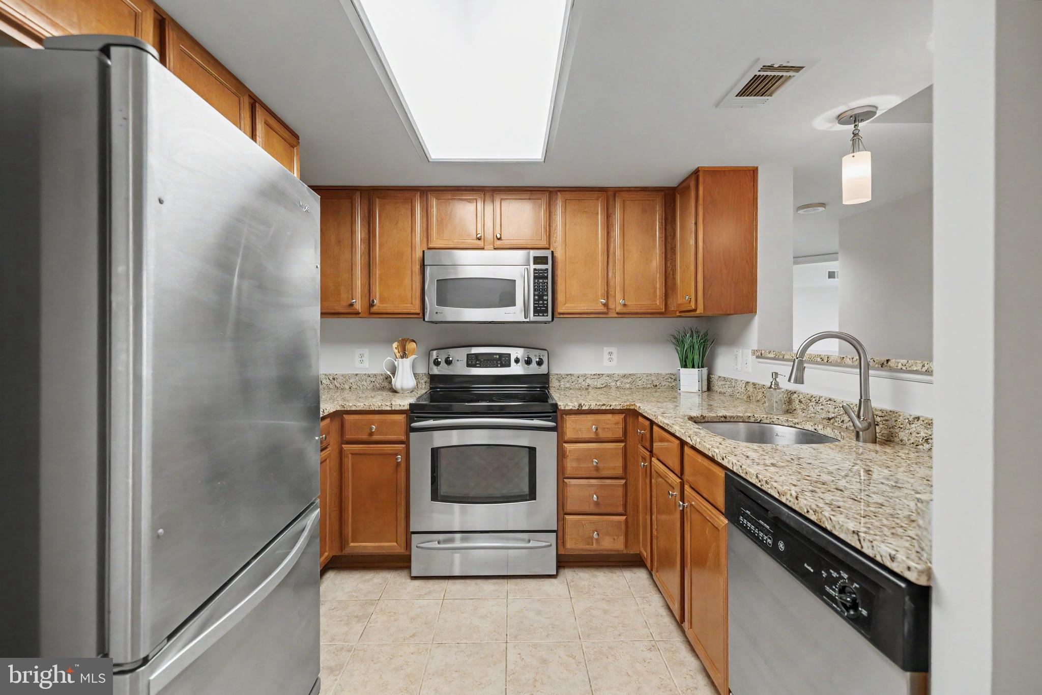 11800 Sunset Hills Road, Unit 705 Reston, VA 20190 - Photo 9 of 56