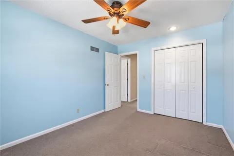 $425,000 | 12711 West 101st Street, Lenexa, KS 66215