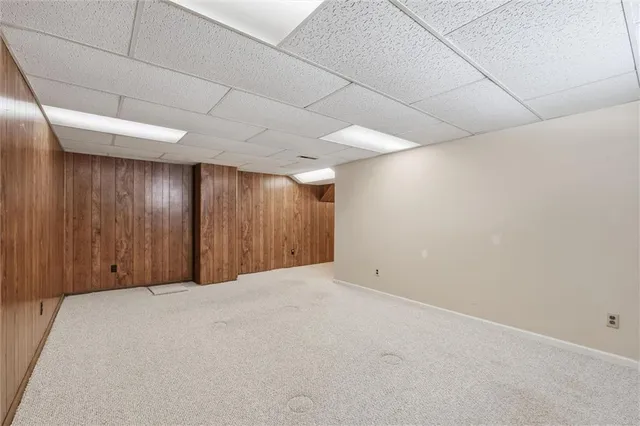 $425,000 | 12711 West 101st Street, Lenexa, KS 66215