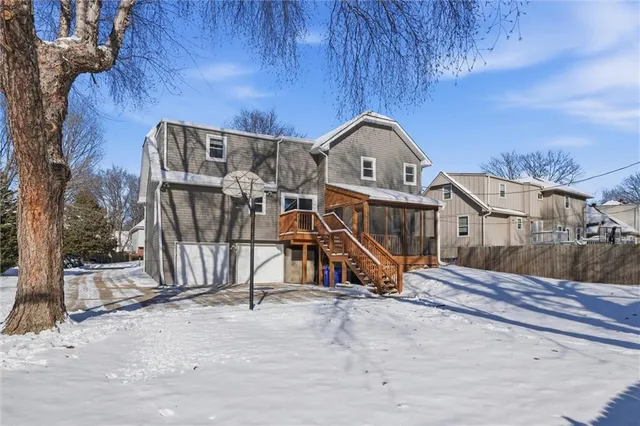 $425,000 | 12711 West 101st Street, Lenexa, KS 66215