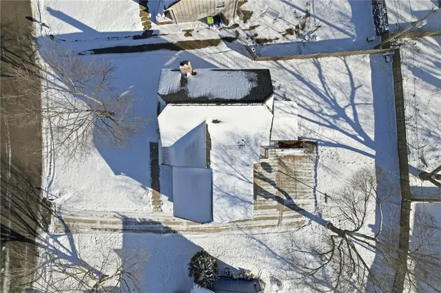 $425,000 | 12711 West 101st Street, Lenexa, KS 66215