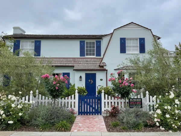 a front view of house with yard