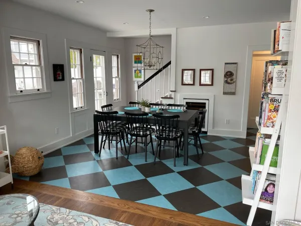 a view of a livingroom and dining room