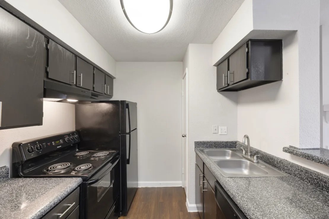 2800 South Ashford Road, Unit 1107 Houston, TX 77082 - Photo 1 of 35