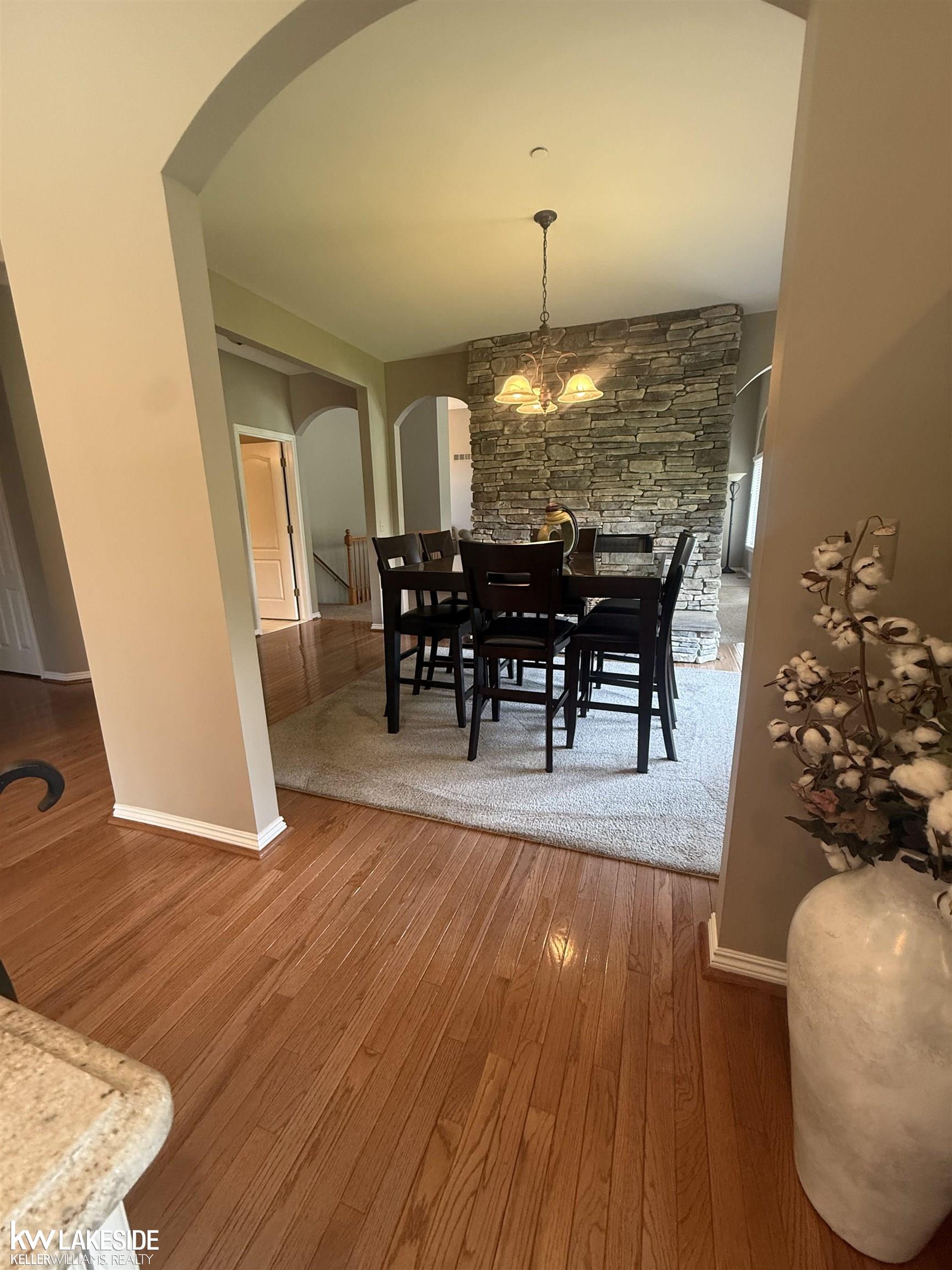 901 Jack Pine Drive Rochester, MI 48306 - Photo 18 of 92