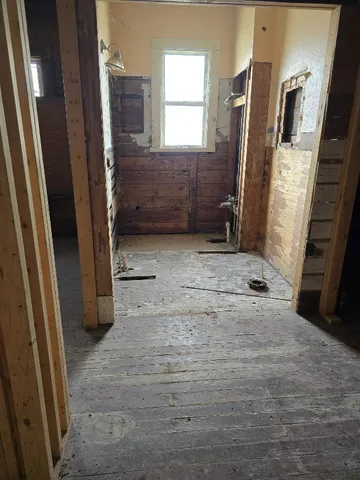 a view of a storage & utility room