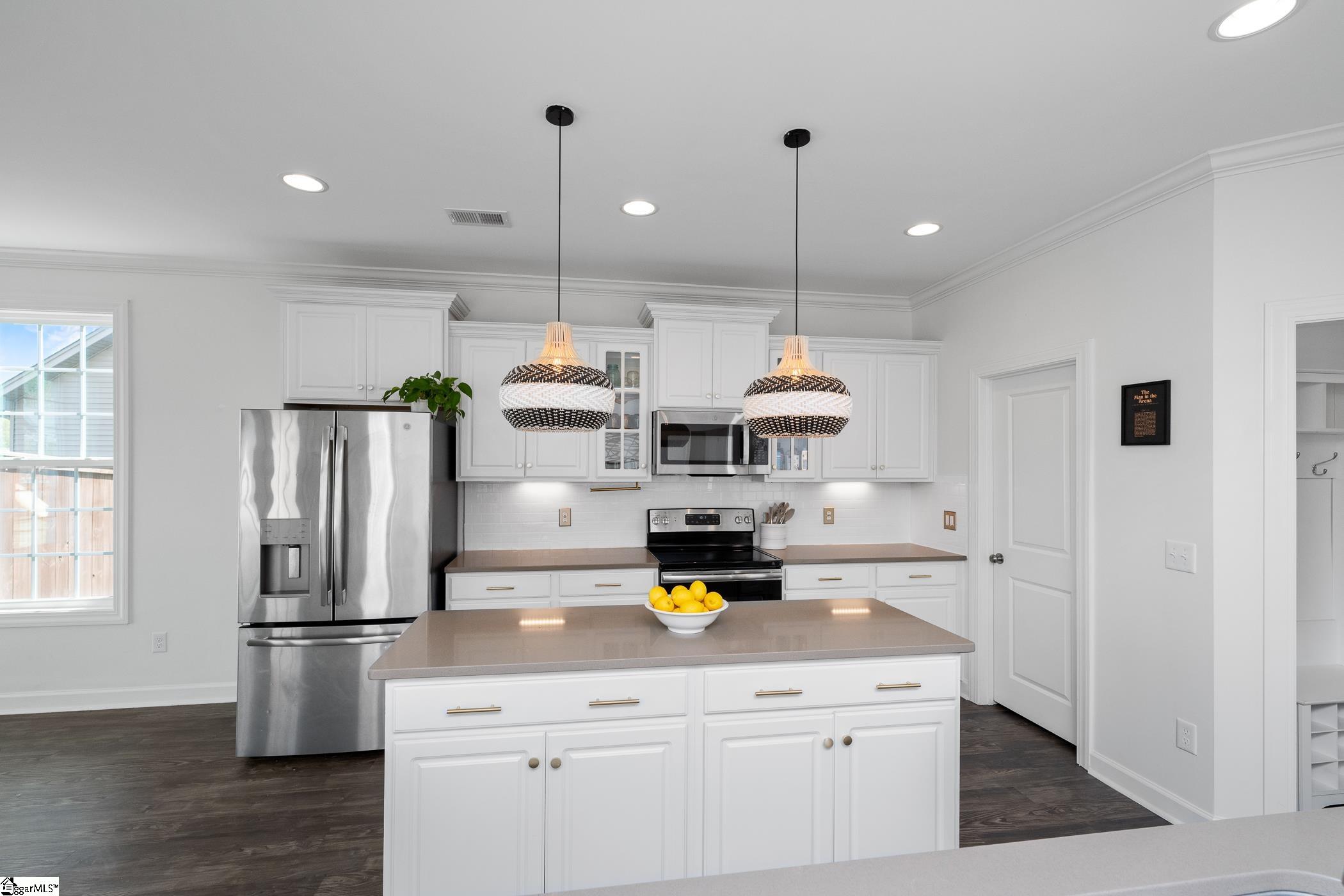 432 Strathpine Drive Simpsonville, SC 29681 - Photo 3 of 44