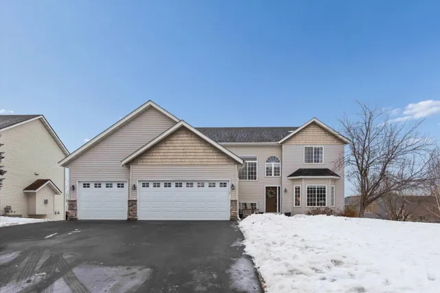 $459,900 | 2181 Jean Way, Elko New Market, MN 55054