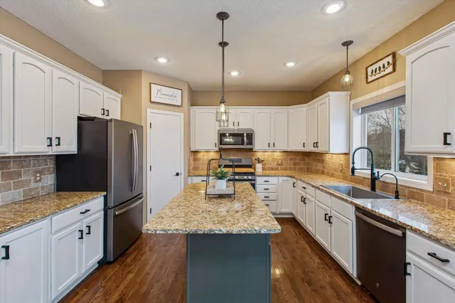 $459,900 | 2181 Jean Way, Elko New Market, MN 55054