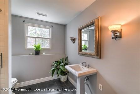 25 Crawford Road Middletown, NJ 07748 - Photo 22 of 37 48248628