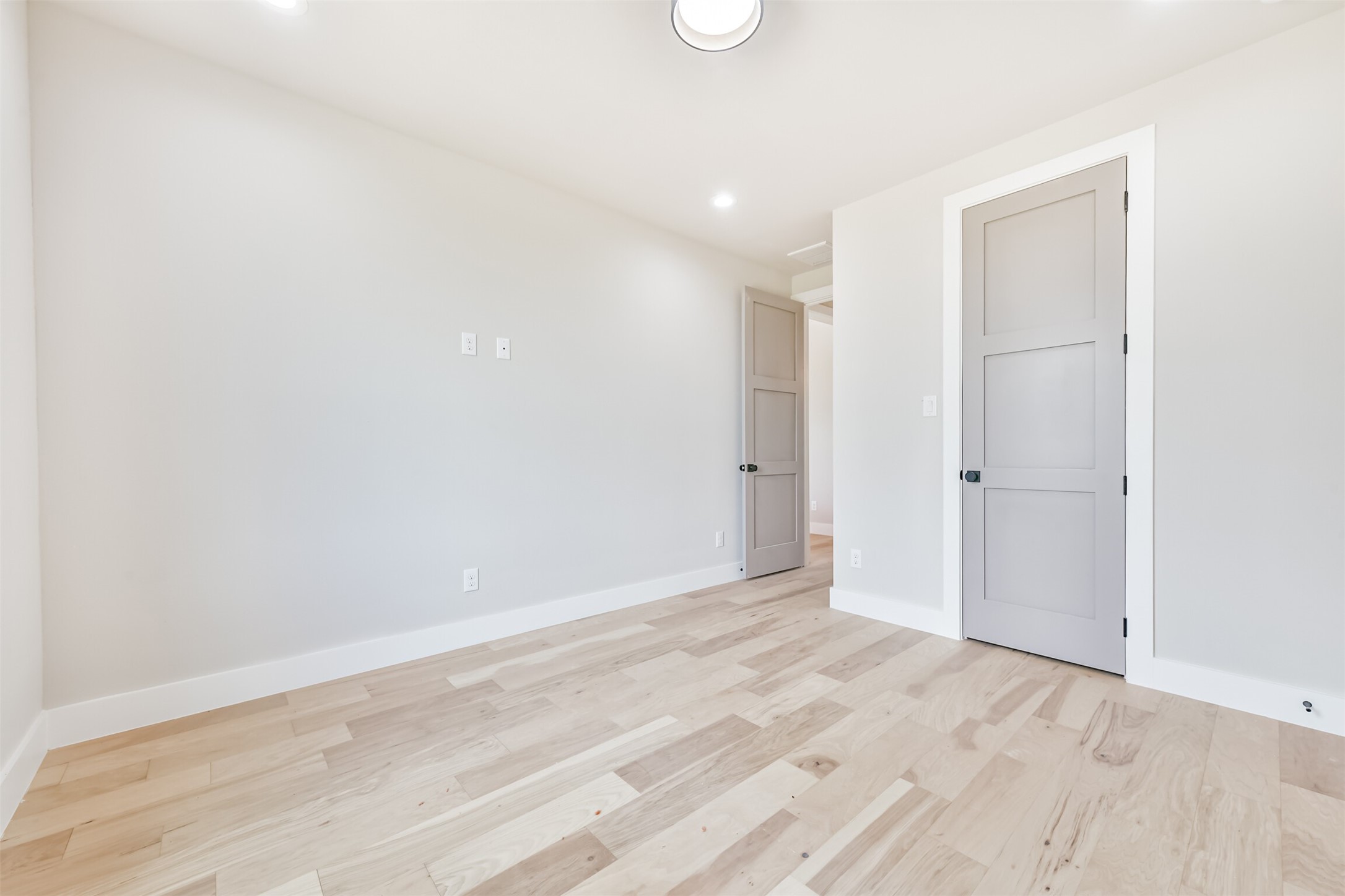 250 Pony Trail Angleton, TX 77515 - Photo 23 of 42