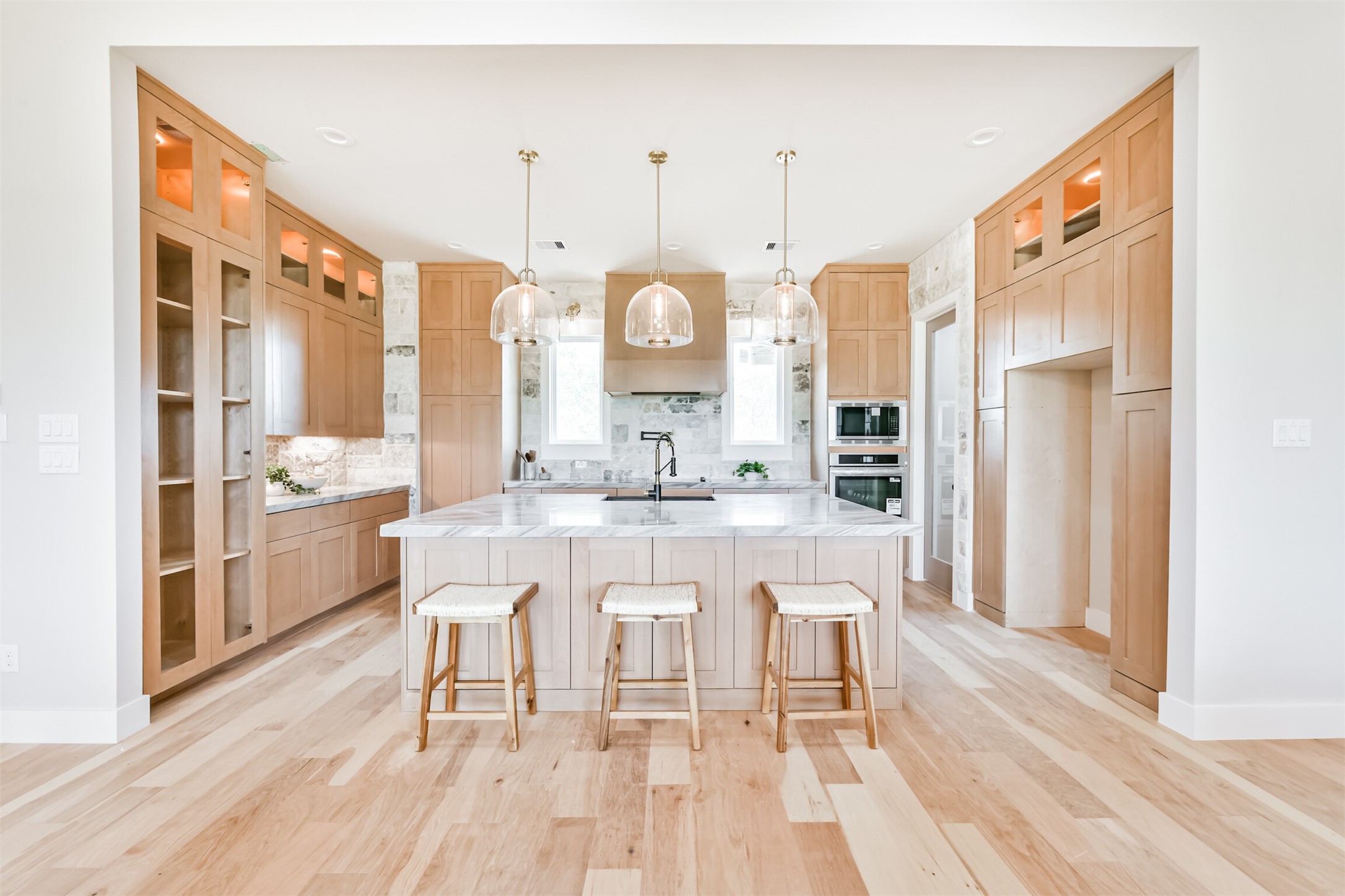 250 Pony Trail Angleton, TX 77515 - Photo 28 of 42