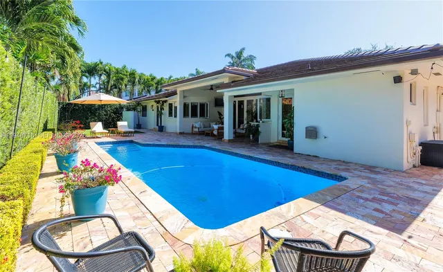 $6,500 | 8515 Northwest 168th Terrace, Miami Lakes, FL 33016