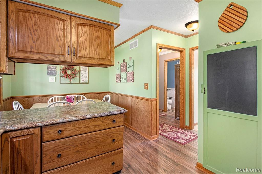 9795 Crofoot Road Fowlerville, MI 48836 - Photo 16 of 36 Gallery Image 16