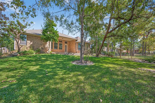 front view of house with a yard