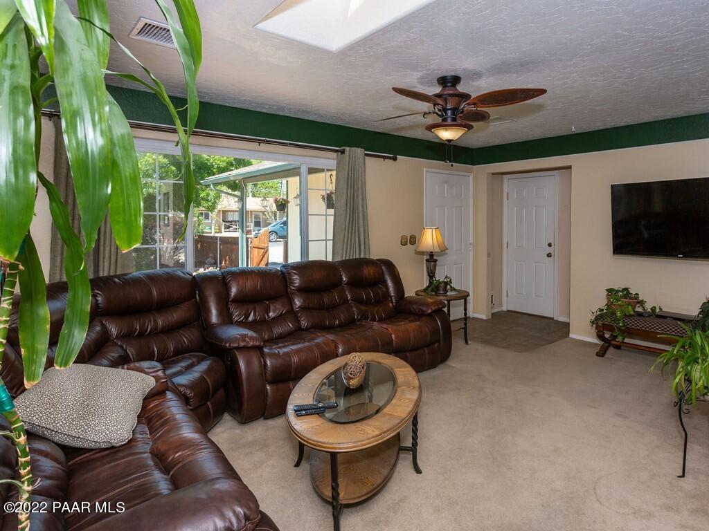 8090 East Gale Road Prescott Valley, AZ 86314 - Photo 5 of 20 005_Living Room