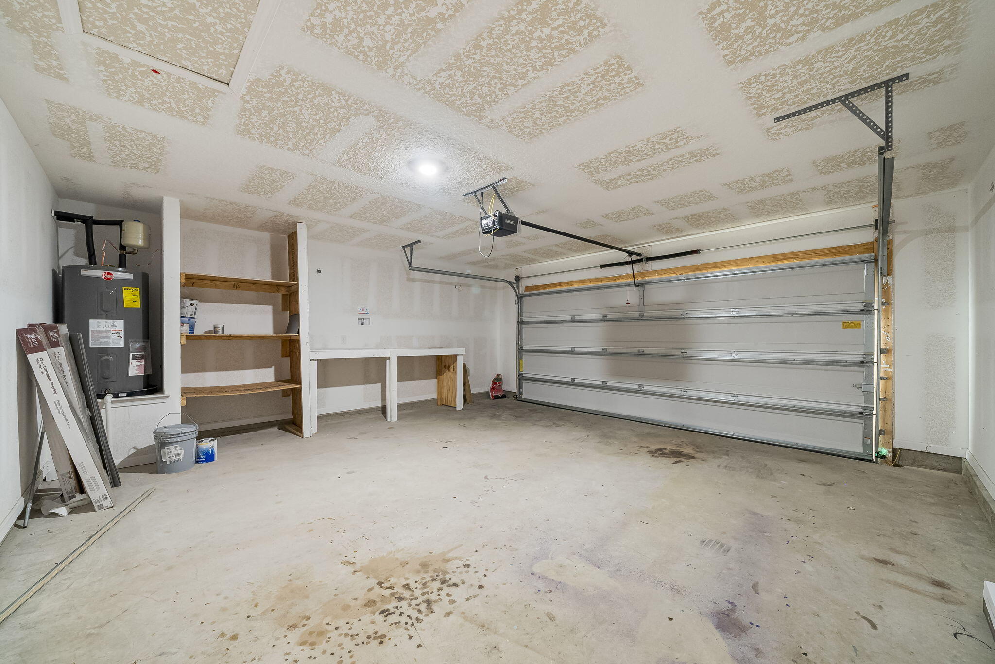 39 Riverwalk Crossing Freeport, FL 32439 - Photo 28 of 32 a view of a room with gym equipment