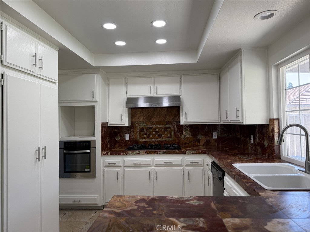 1115 East Ranchcreek Road Covina, CA 91724 - Photo 8 of 16 Kitchen