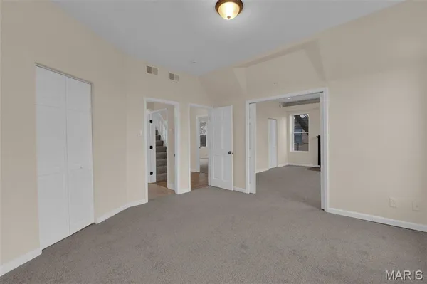 $320,000 | 14 Parkland Place, St. Louis, MO 63112