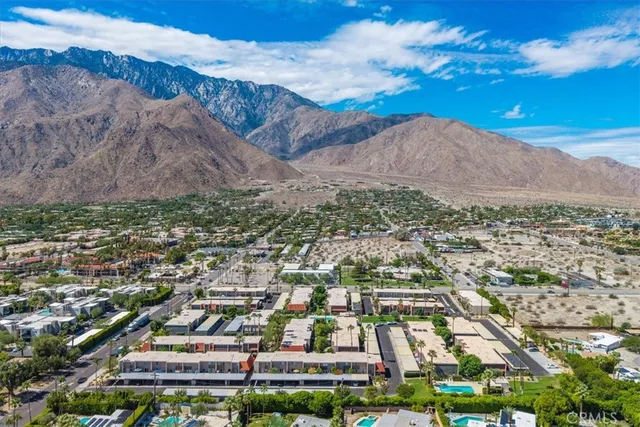 $344,900 | 2120 South Indian Canyon Drive, Palm Springs, CA 92262
