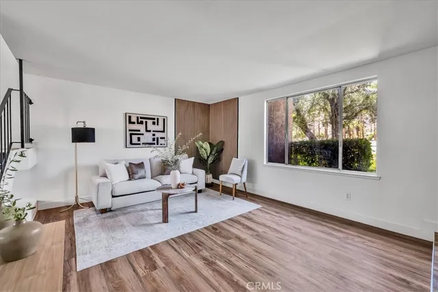 $344,900 | 2120 South Indian Canyon Drive, Palm Springs, CA 92262