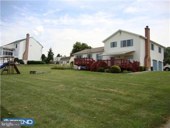 3013 Regency Drive Sinking Spring, PA 19608 - Photo 2 of 12 Exterior Back