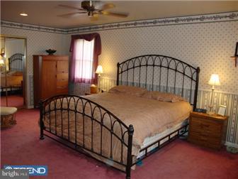 3013 Regency Drive Sinking Spring, PA 19608 - Photo 10 of 12 Bedroom - Main