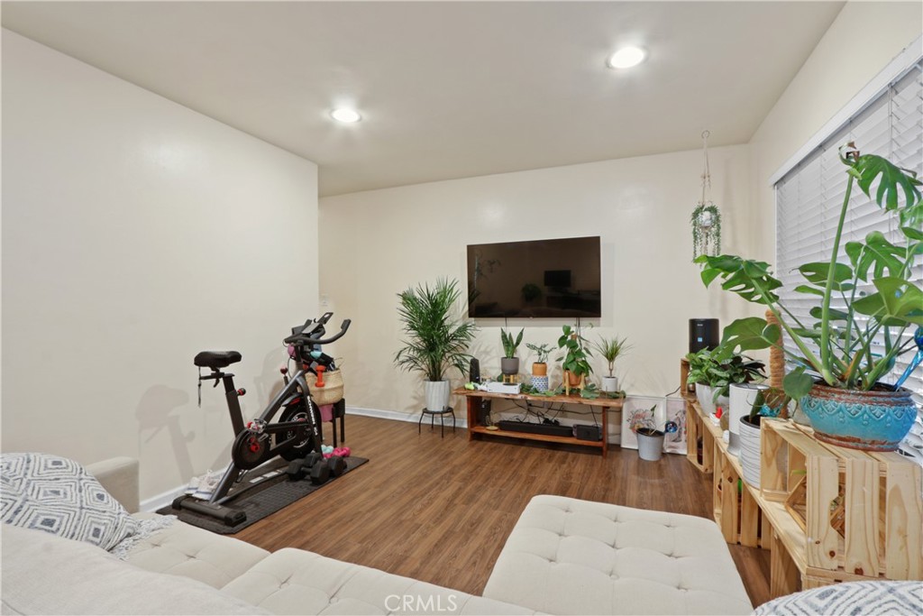 939 East Appleton Street, Unit 25 Long Beach, CA 90802 - Photo 1 of 10