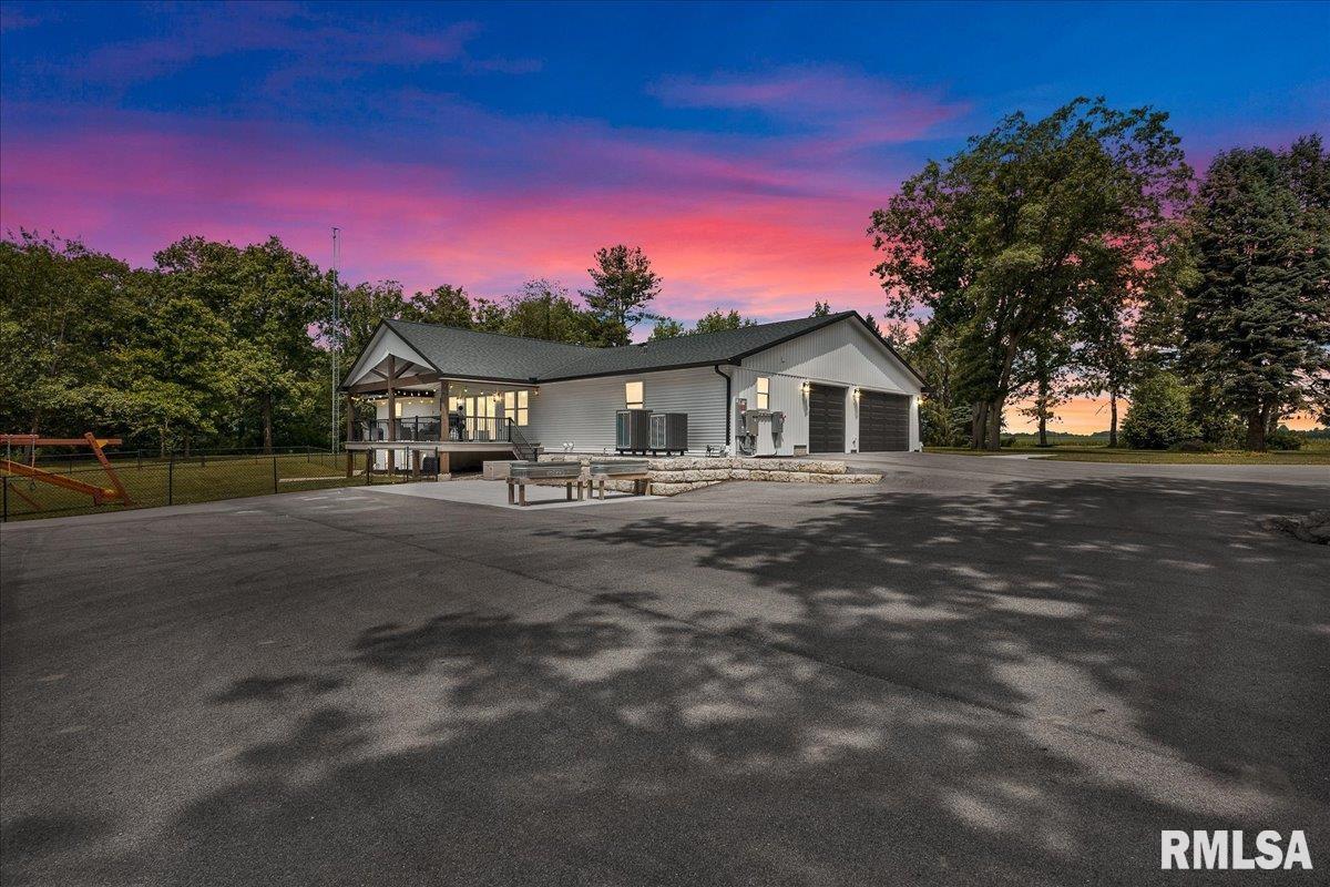 12804 West Dell Road Princeville, IL 61559 - Photo 3 of 78 Gallery Image 3