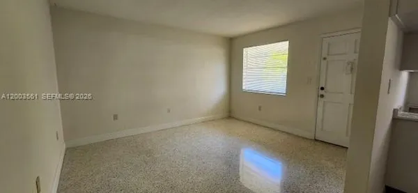 $1,400 | 300 Northeast 78th Street, Unit 14, Miami, FL 33138