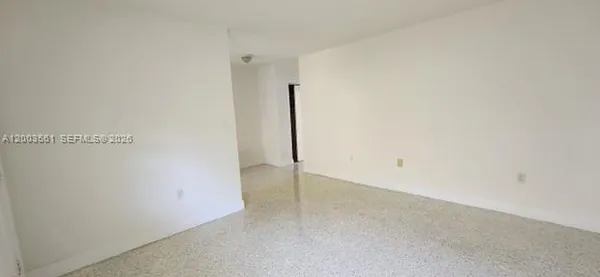 $1,400 | 300 Northeast 78th Street, Unit 14, Miami, FL 33138