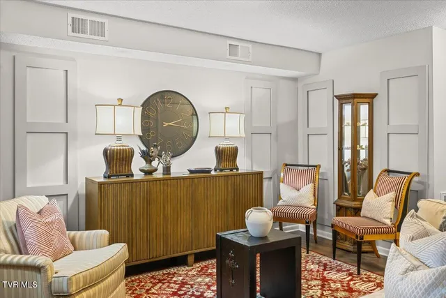 $189,000 | 201 Ron Royce Drive, Unit 1, Elizabethton, TN 37643