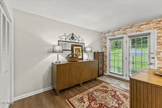 $189,000 | 201 Ron Royce Drive, Unit 1, Elizabethton, TN 37643