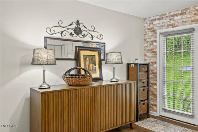 $189,000 | 201 Ron Royce Drive, Unit 1, Elizabethton, TN 37643