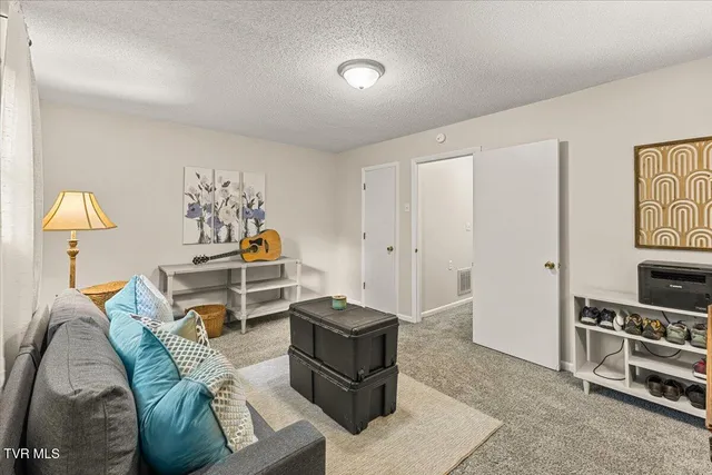 $189,000 | 201 Ron Royce Drive, Unit 1, Elizabethton, TN 37643