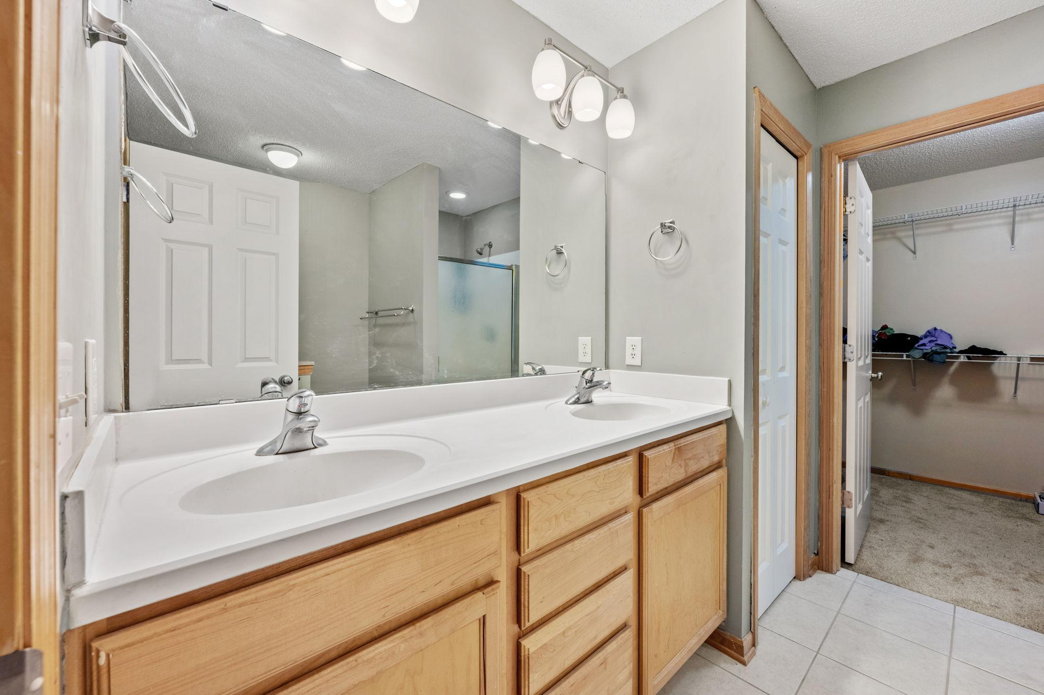 4353 Victor Path, Unit 4 Hugo, MN 55038 - Photo 12 of 24