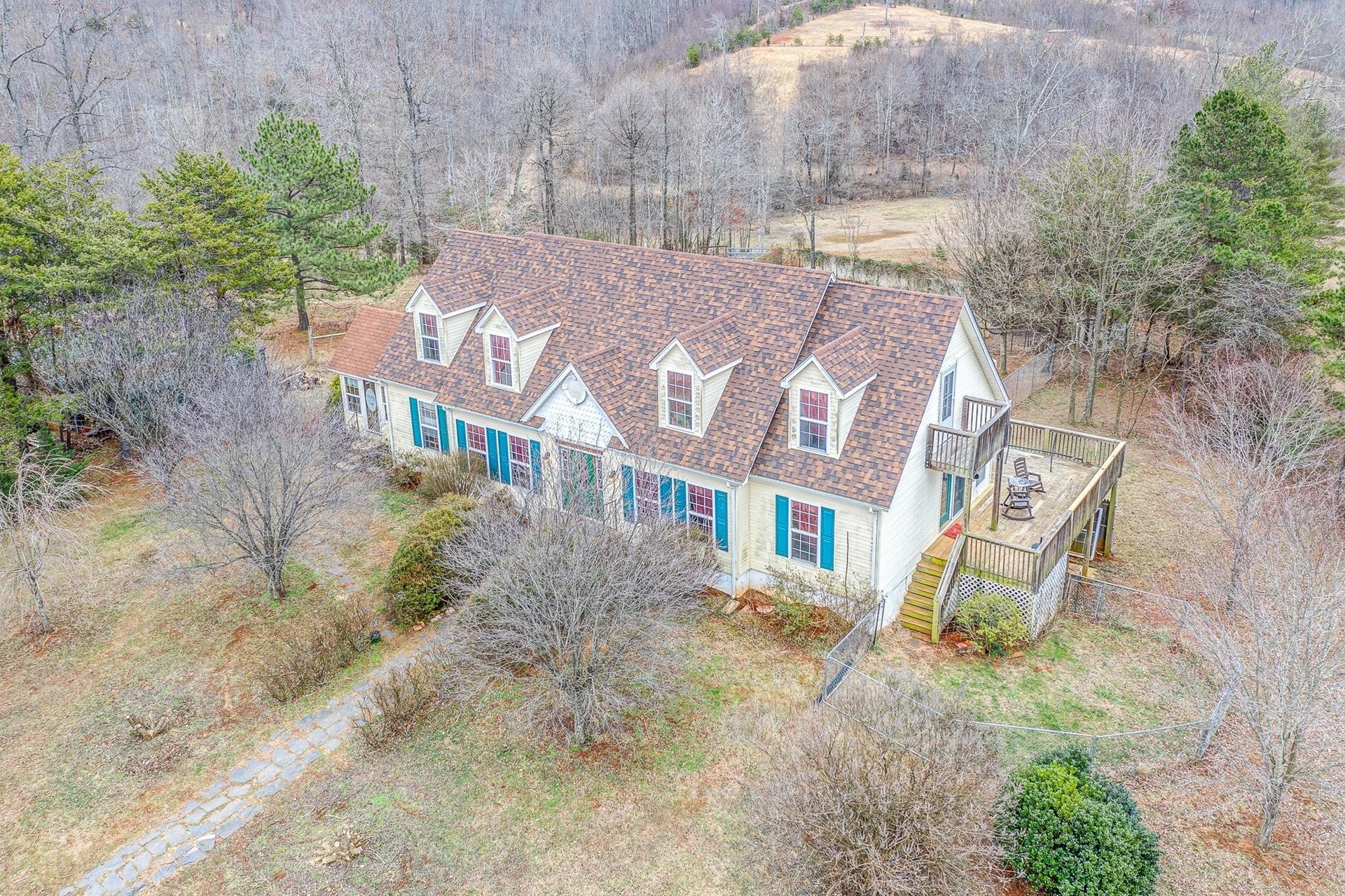 11356 Dickerson Mill Road Moneta, VA 24121 - Photo 4 of 61 003-337851-11356 Dickerson Mill Rd 003_8