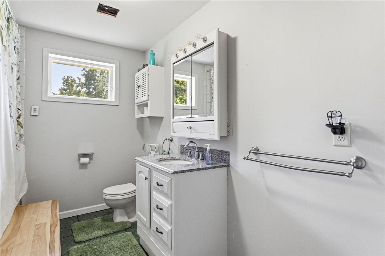 2718 Coloma Road Benton Harbor, MI 49022 - Photo 22 of 55