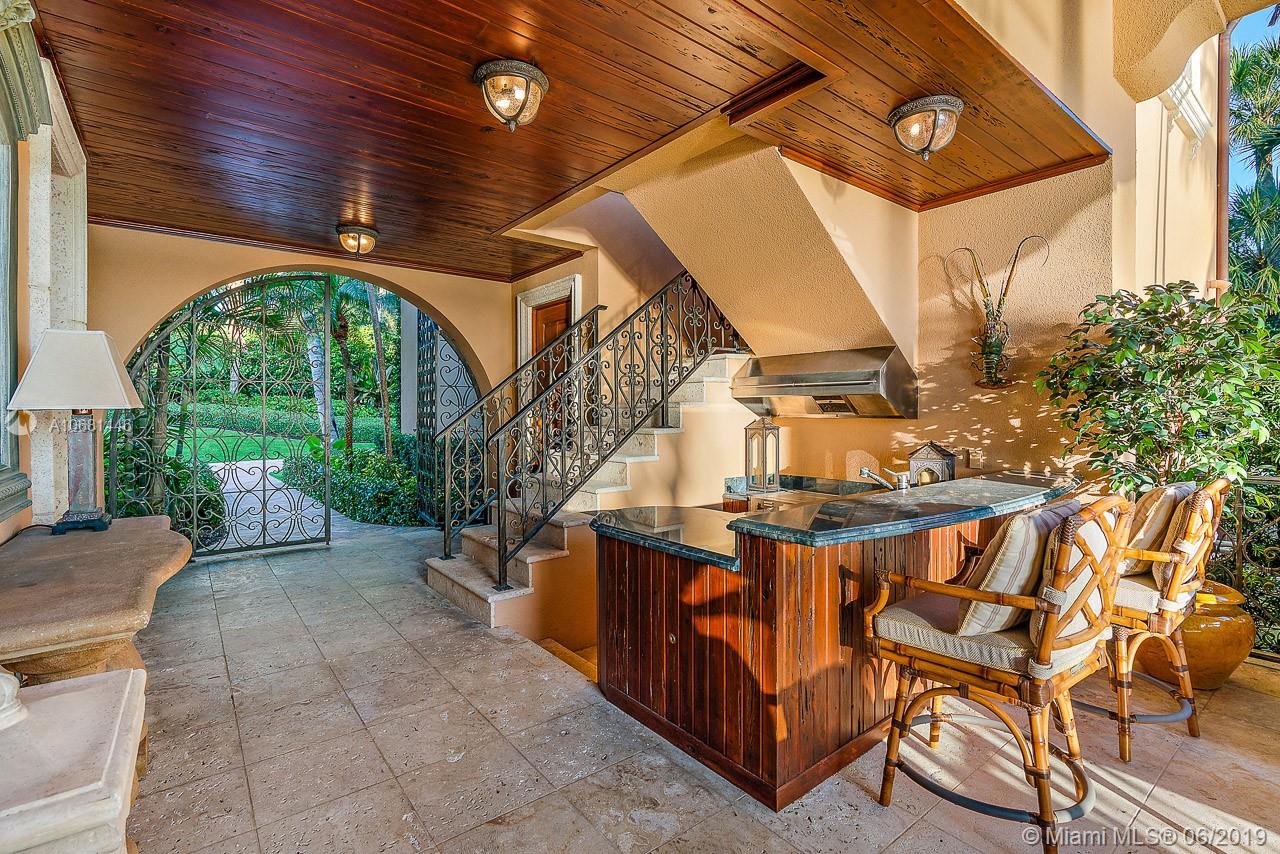 480 South Beach Road Hobe Sound, FL 33455 - Photo 26 of 29 Outdoor Living Area