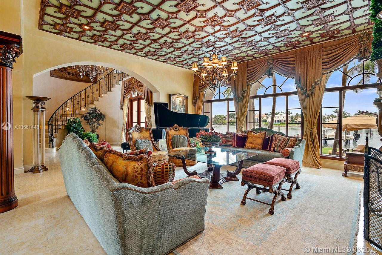 480 South Beach Road Hobe Sound, FL 33455 - Photo 9 of 29 Living Room