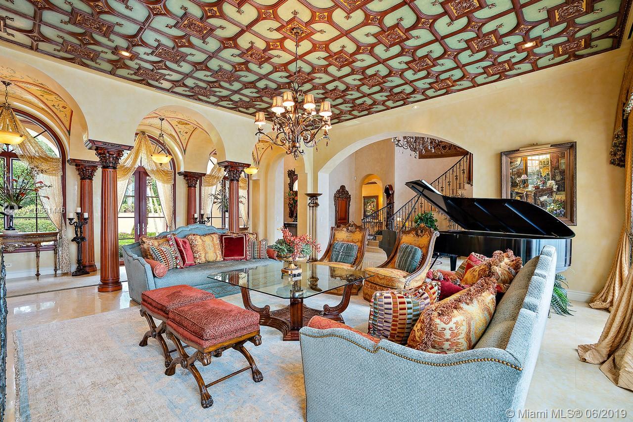 480 South Beach Road Hobe Sound, FL 33455 - Photo 10 of 29 Living Room