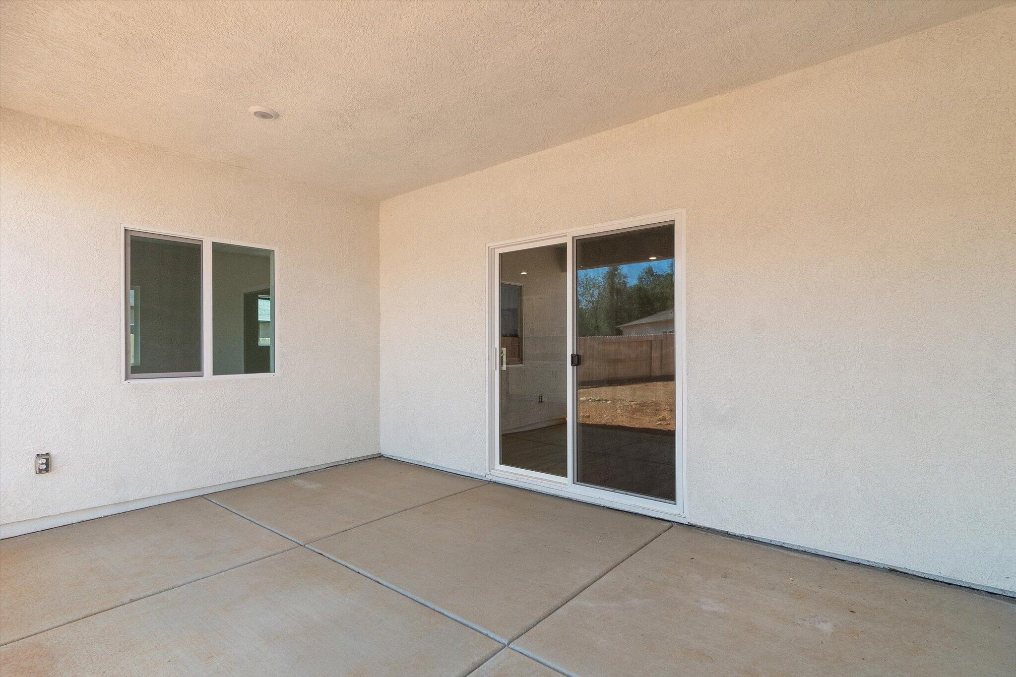 5555 Feathers Avenue Redding, CA 96002 - Photo 27 of 31