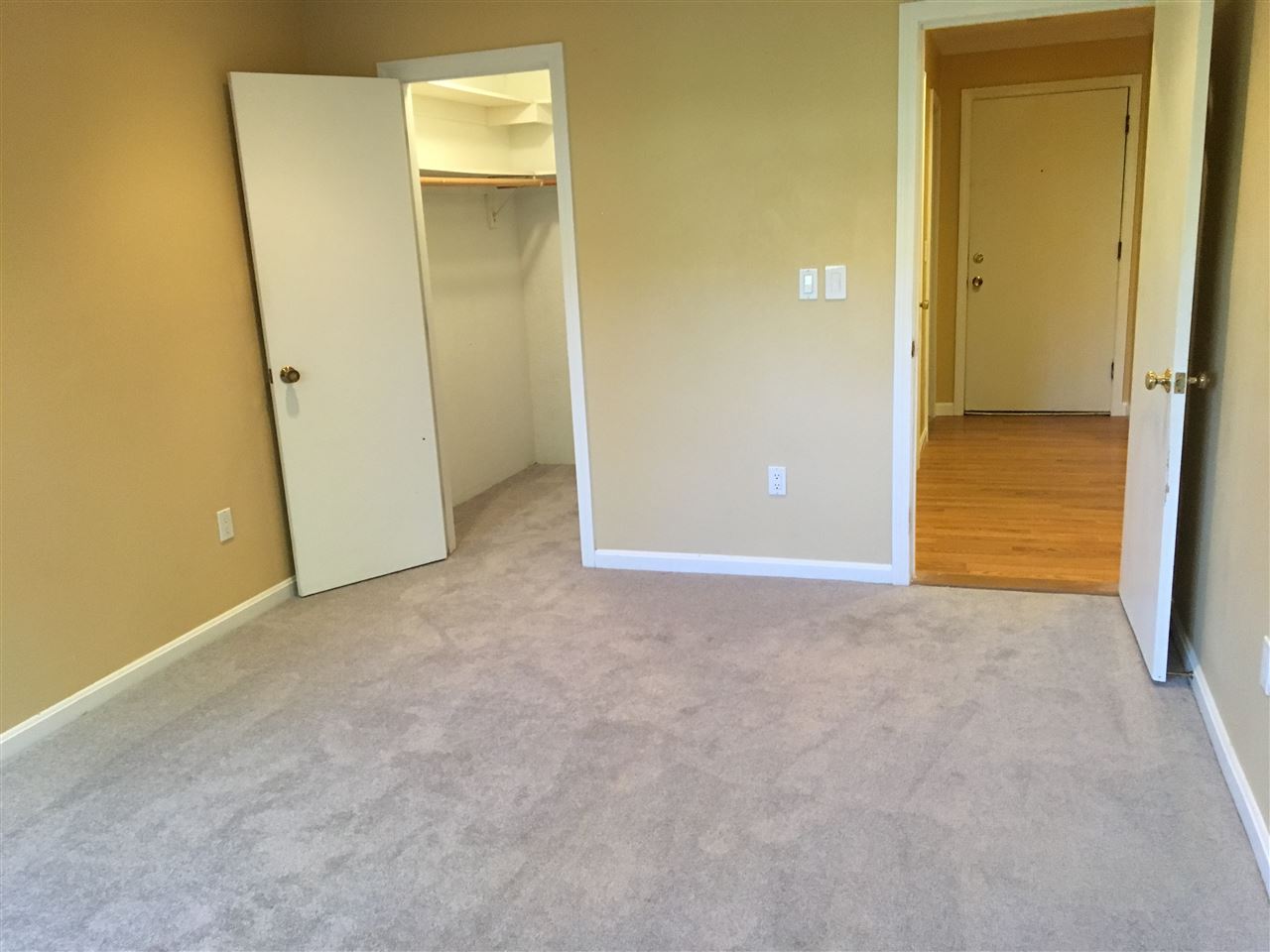 14 Strawberry Bank Road, Unit 10 Nashua, NH 03062 - Photo 11 of 15