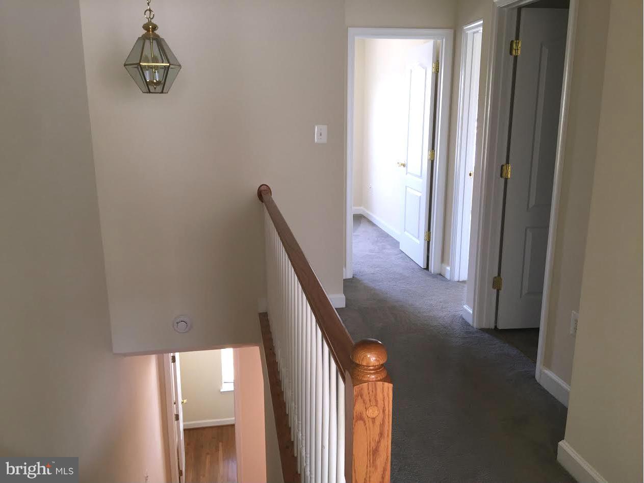 708 Redgate Lane Woodbridge, VA 22191 - Photo 11 of 20 a view of an entryway
