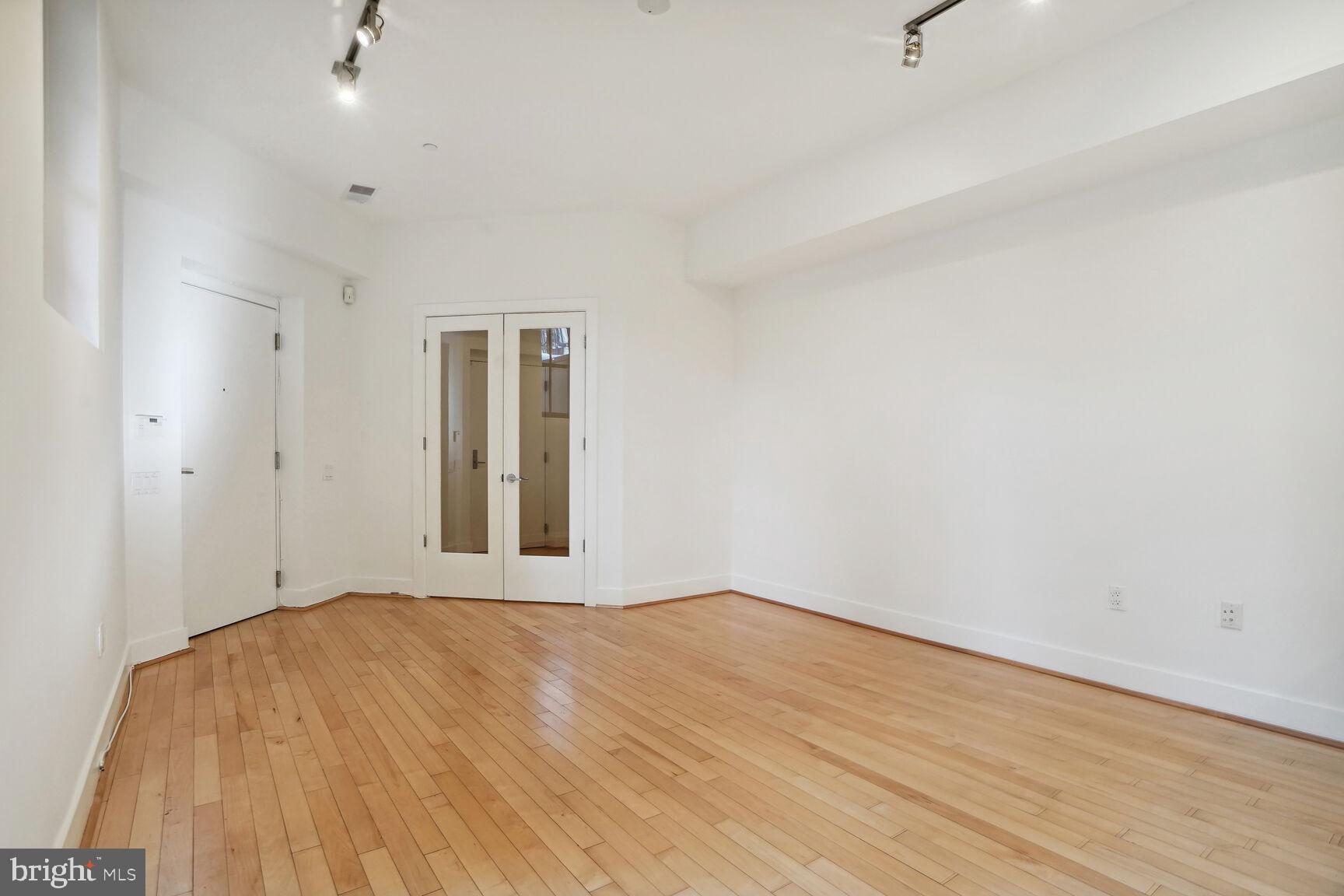 2426 Ontario Road Northwest, Unit 103 Washington, DC 20009 - Photo 5 of 33 View to Den/Office