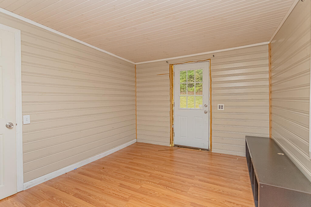 83 Federal Road Livermore, ME 04253 - Photo 14 of 36 photo-27