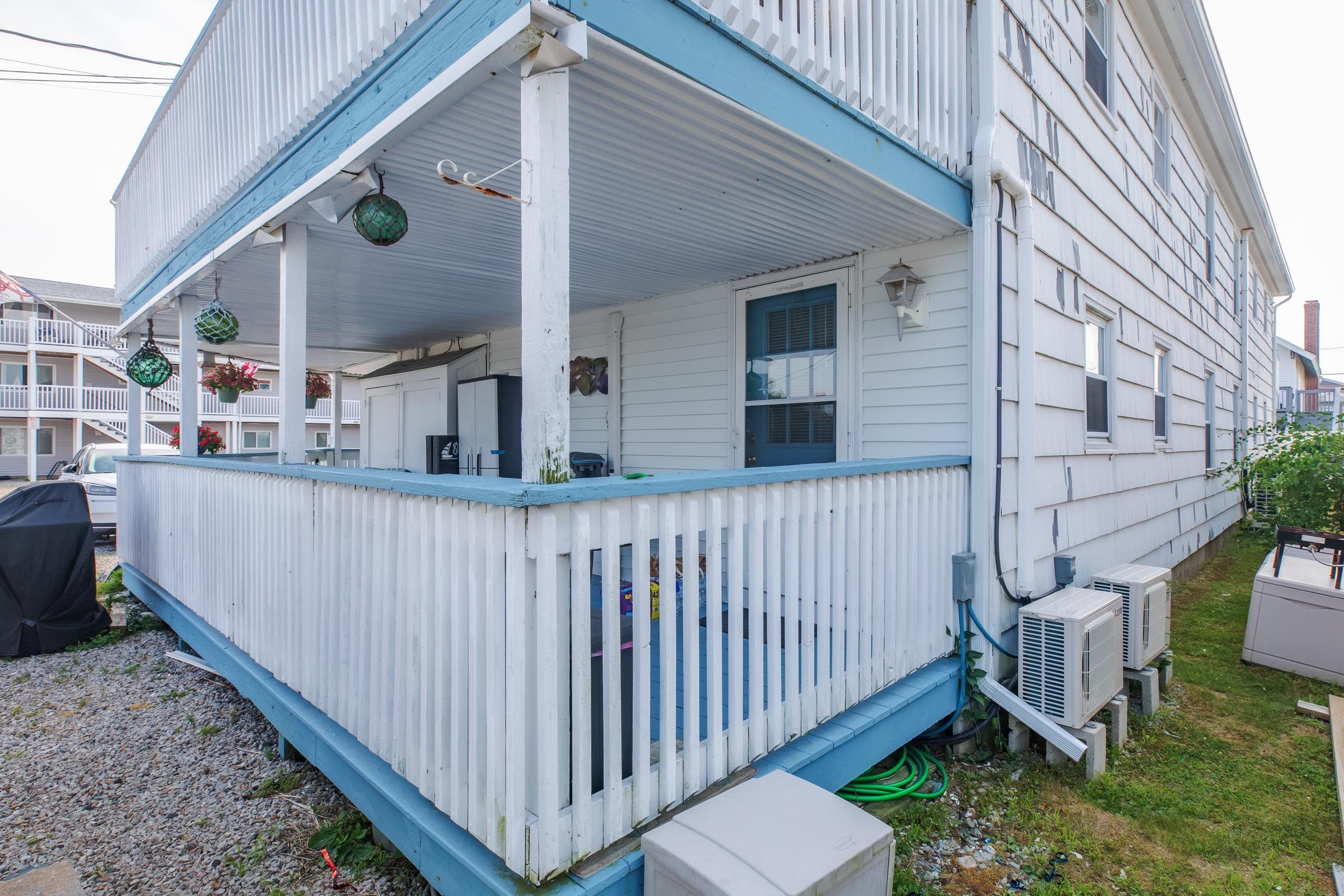 8 Duston Avenue, Unit 2 Hampton, NH 03842 - Photo 19 of 24