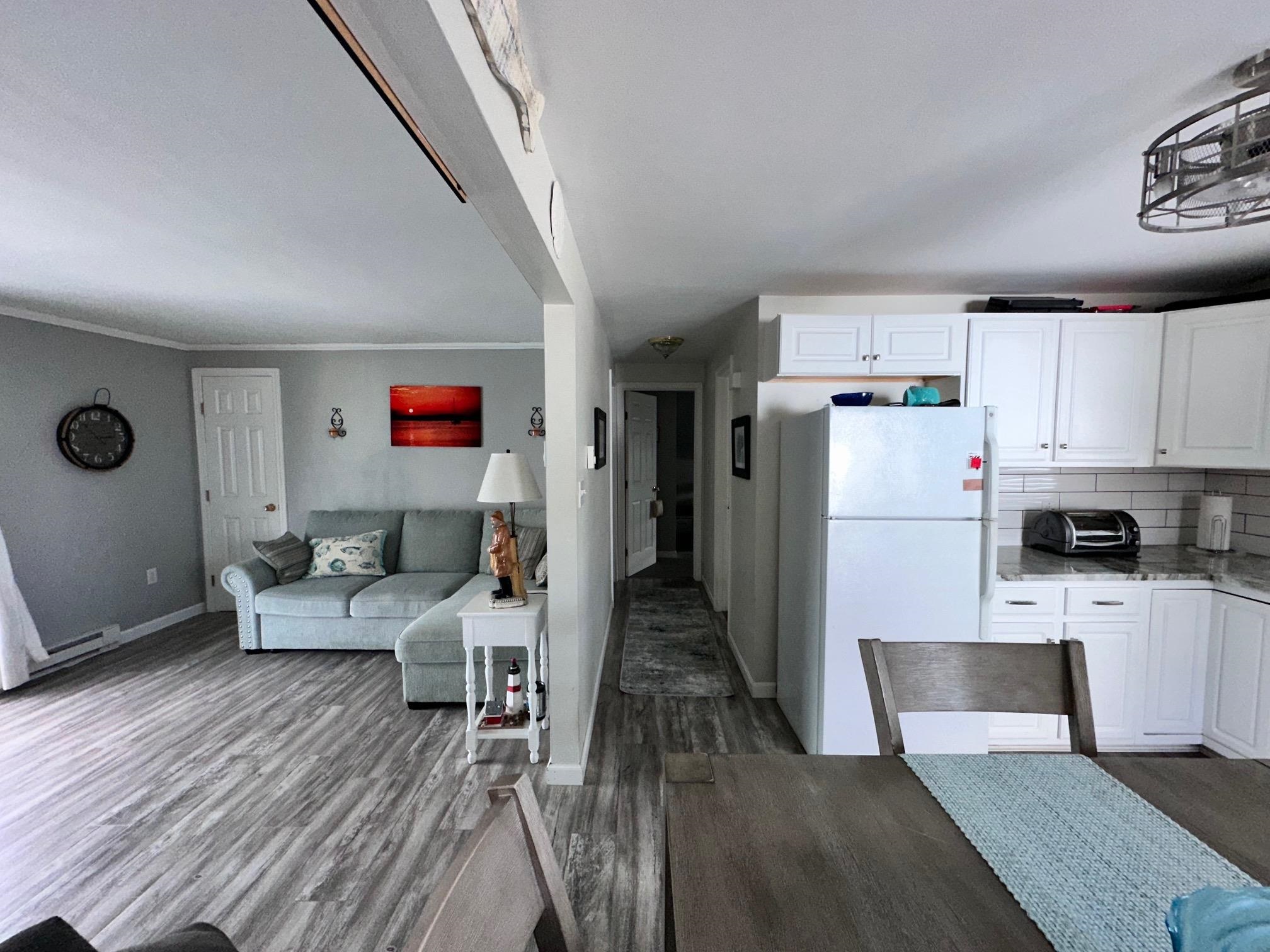 8 Duston Avenue, Unit 2 Hampton, NH 03842 - Photo 4 of 24