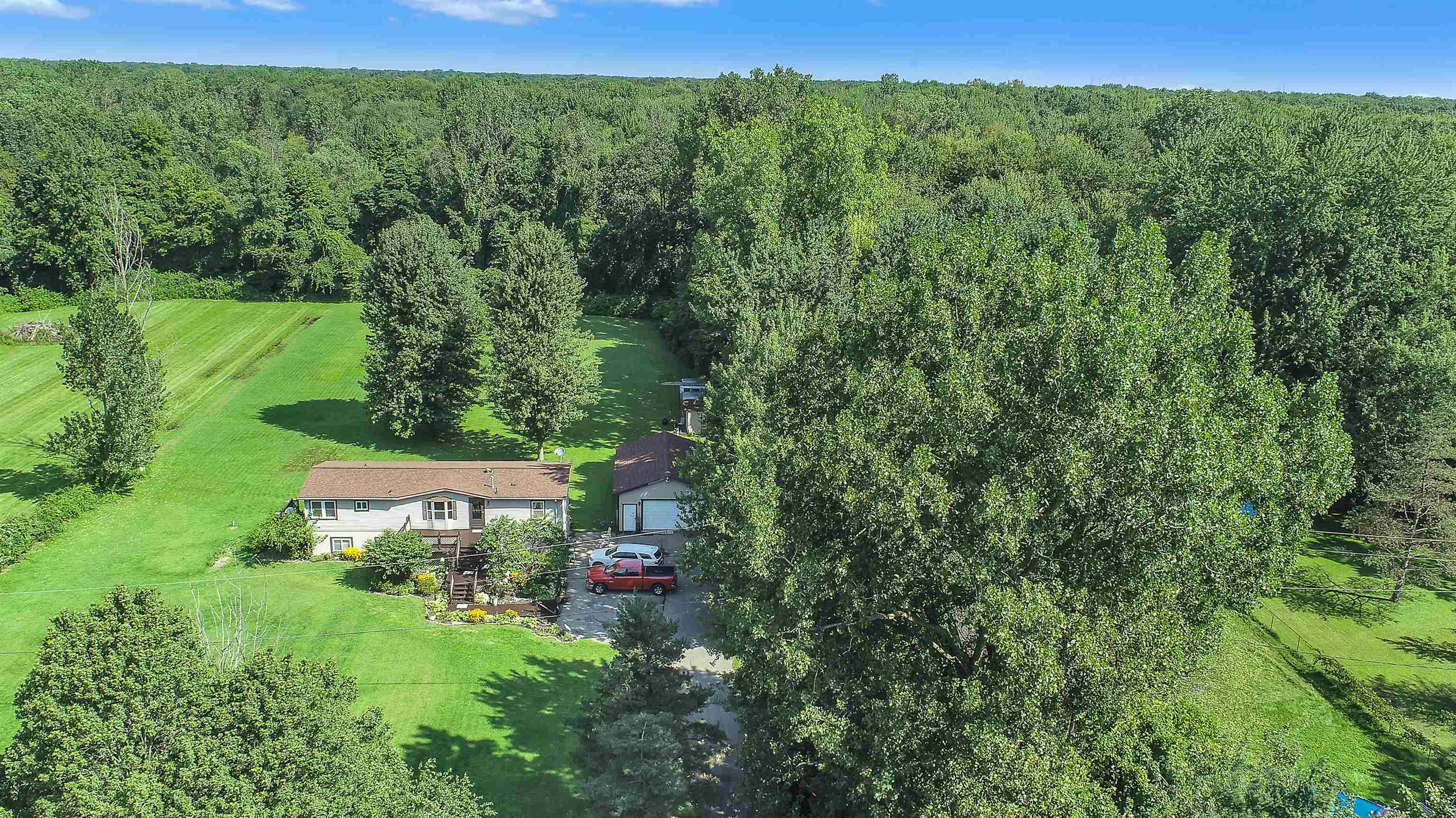 9081 Field Road Algonac, MI 48001 - Photo 2 of 47