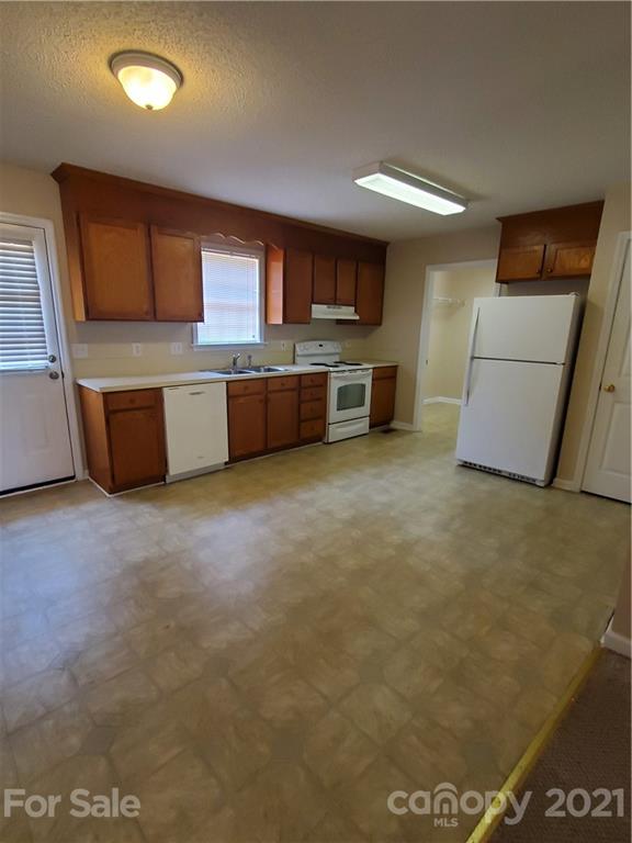 1215 Pump Station Road Kannapolis, NC 28081 - Photo 2 of 19 Gallery Image 2